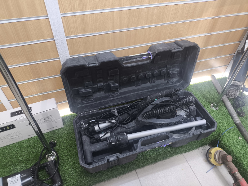 Шлифмашинка NIREX 900/225l