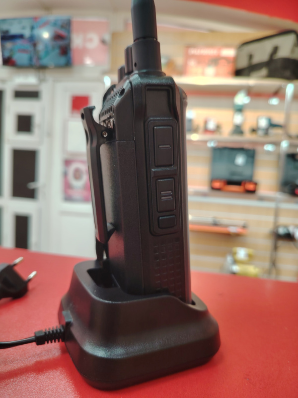 Рации Motorola P8260
