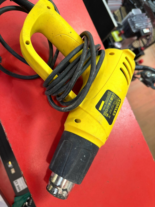 Строительный фен Stanley stxh2000