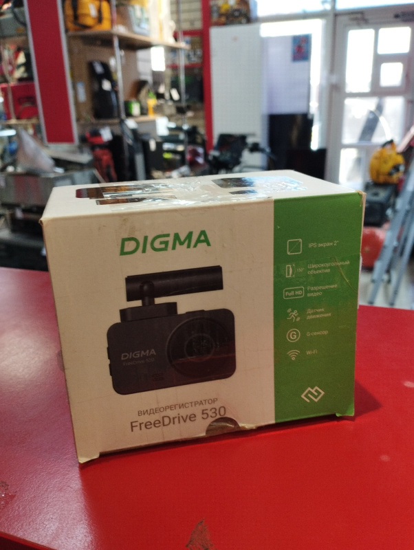 Видеорегистратор Digma freeDrive