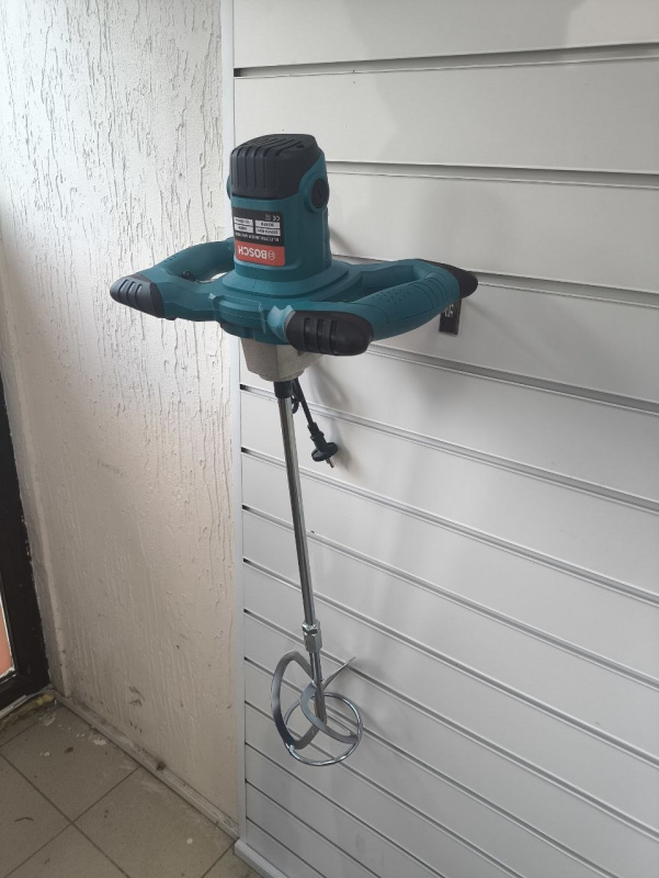 Строительный миксер Bosch GW01800