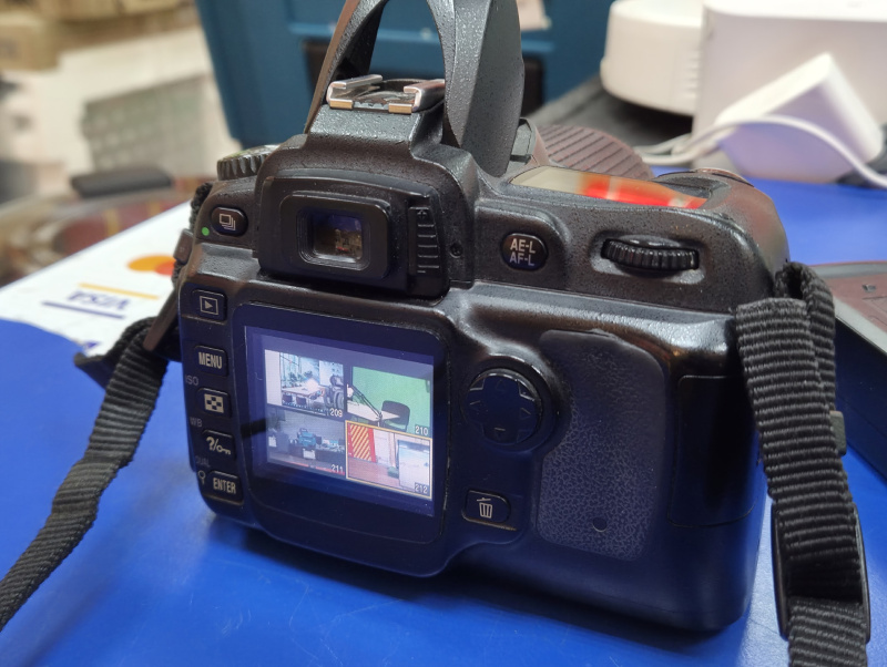 Фотоаппарат Nikon D50