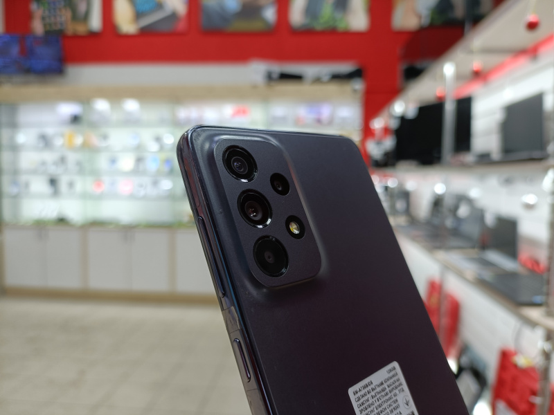 Мобильный телефон Samsung Galaxy A73