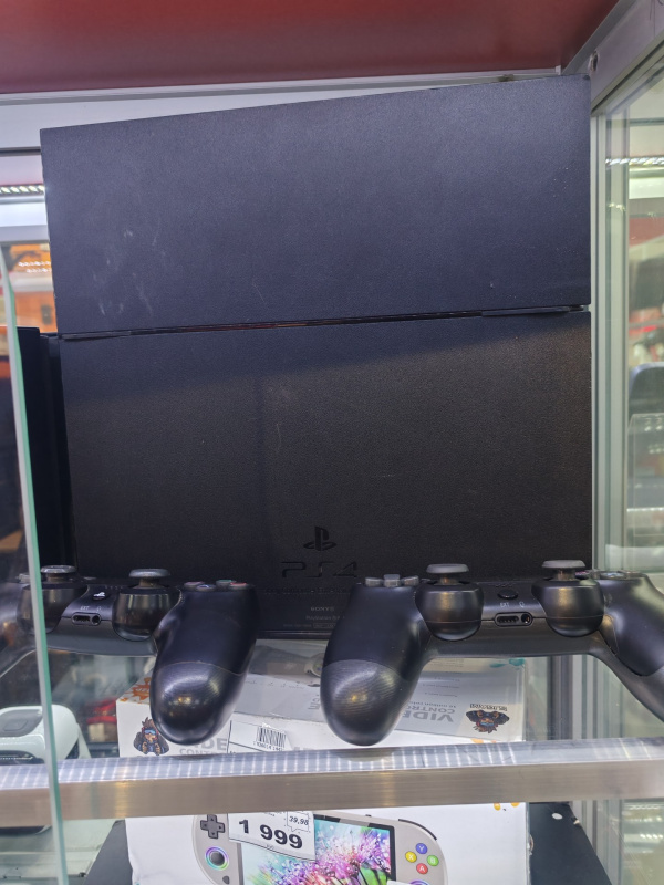 Игровая приставка Sony ps4