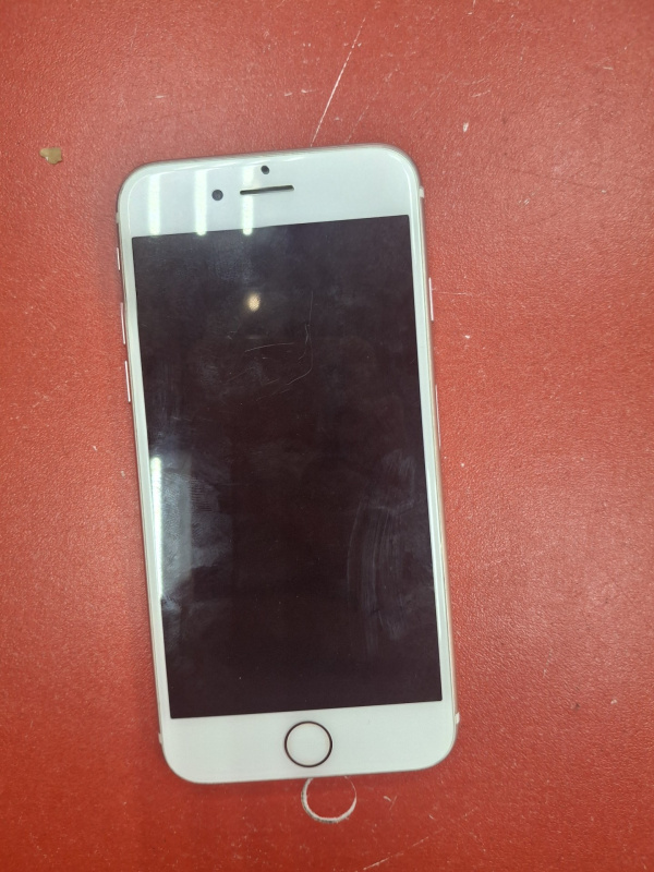 Мобильный телефон Apple iPhone 7