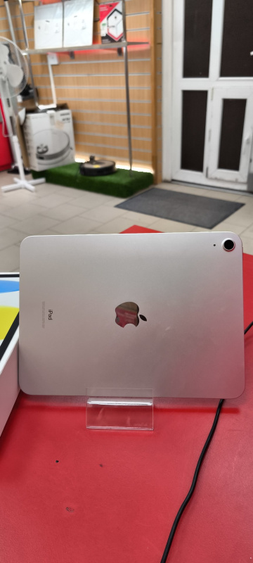 Планшет Apple iPad (10-го поколения) (2022)