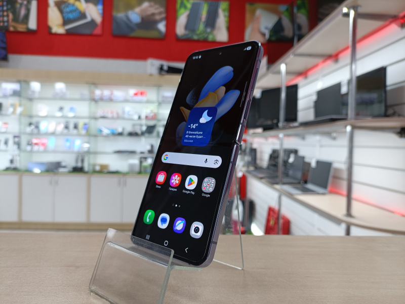Мобильный телефон Samsung Galaxy Z Flip 4