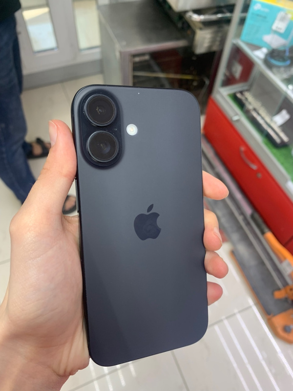 Мобильный телефон Apple iPhone 16