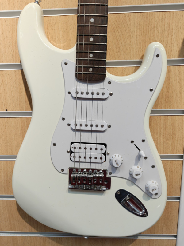 Электрогитара   Squier - By Fender