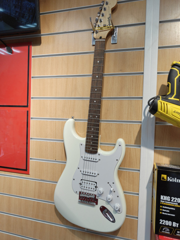 Электрогитара   Squier - By Fender
