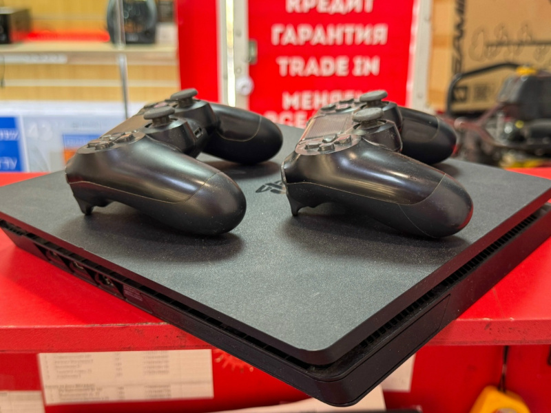 Игровая приставка Sony PS4 Slim
