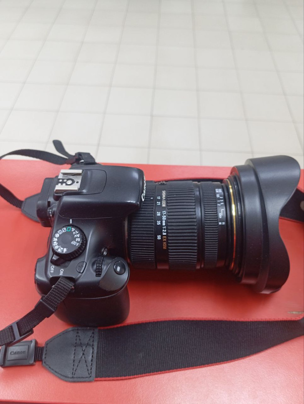 Фотоаппарат Canon EOS 1100D